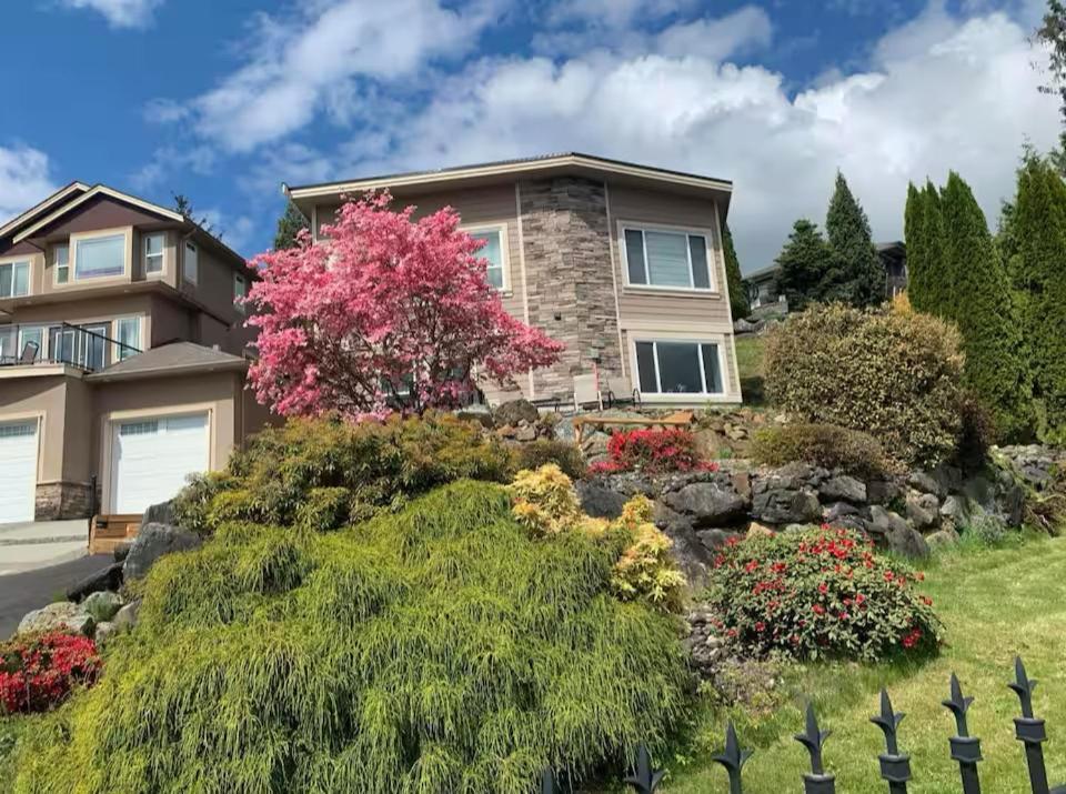 Mountain Retreat 3 Bedroom Garden House Near Heritage Park, Coliseum , Hwy 1, Fishing, Cultus Lake Chilliwack Kültér fotó