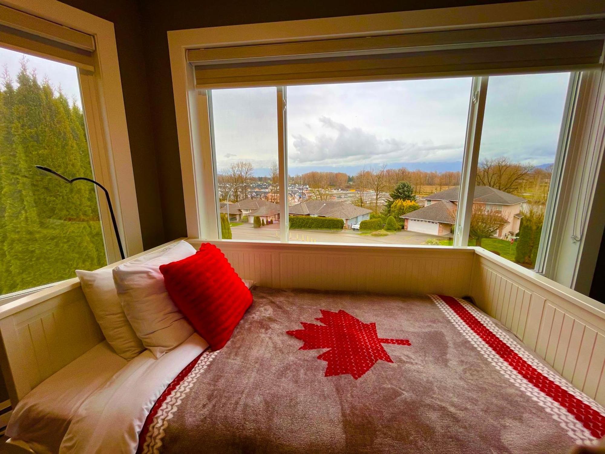 Mountain Retreat 3 Bedroom Garden House Near Heritage Park, Coliseum , Hwy 1, Fishing, Cultus Lake Chilliwack Kültér fotó